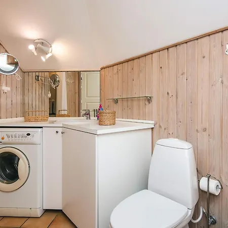 Cozy House In - By Traum